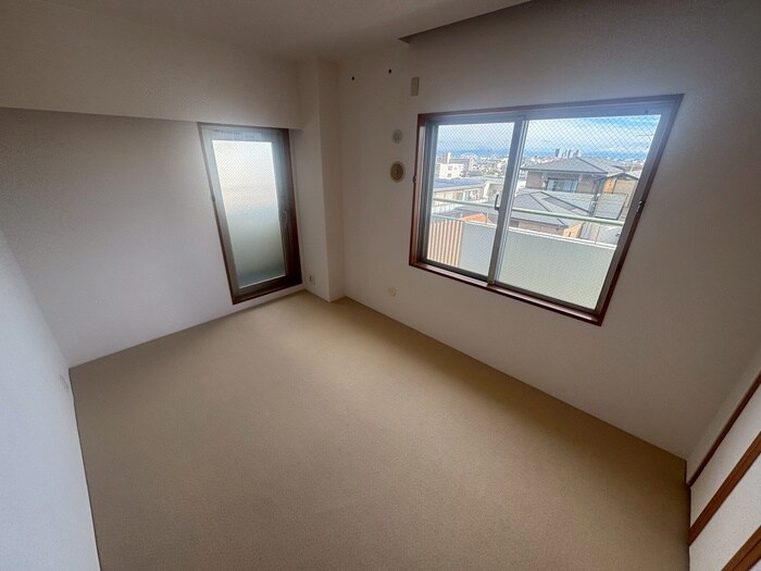 物件内観写真4　(居室)