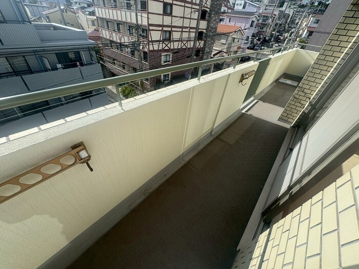 物件内観写真13　(ベランダ・バルコニー)