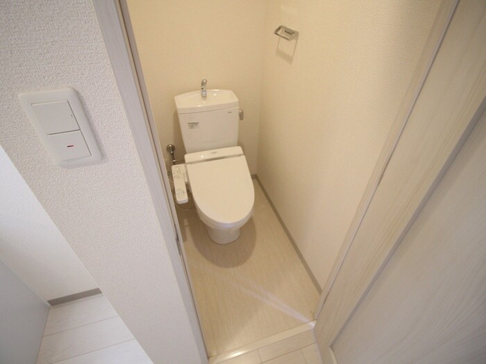 物件内観写真10　(トイレ)