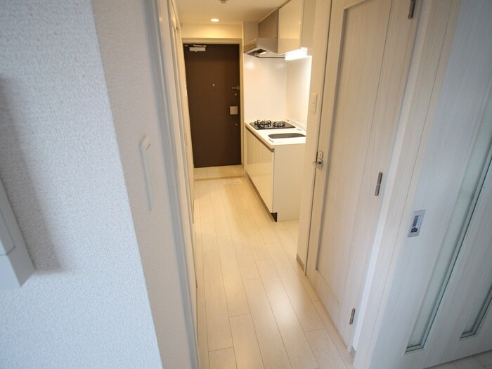 物件内観写真15　(廊下)