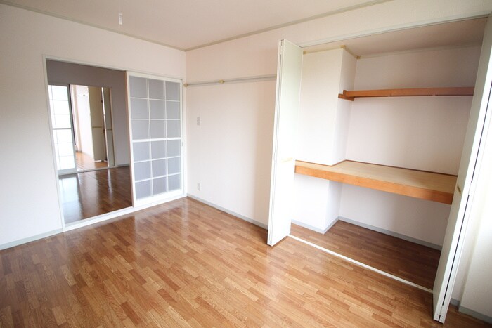 物件内観写真10　(収納)