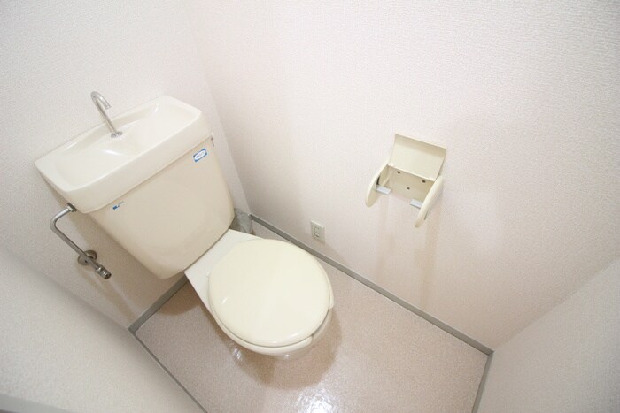 物件内観写真18　(トイレ)