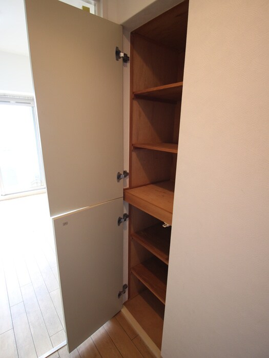 物件内観写真18　(靴箱)