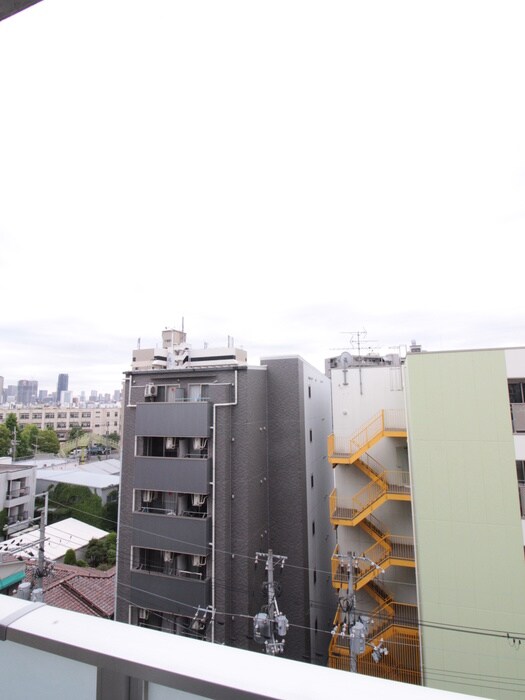 物件内観写真22　(室内からの展望)