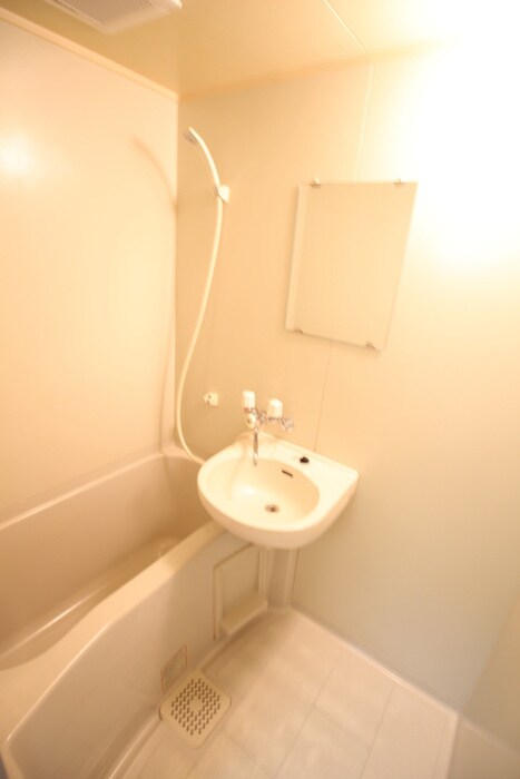 物件内観写真8　(バス／シャワールーム等)