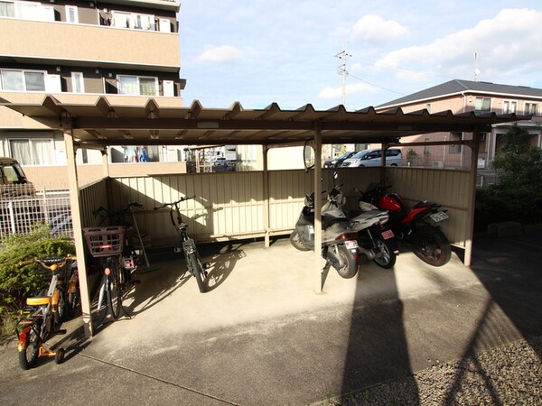 駐輪場