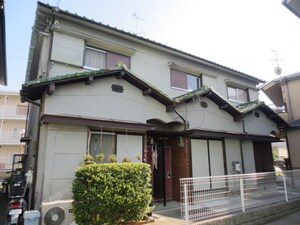 西島貸家外観写真