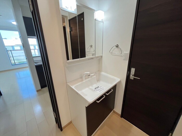 物件内観写真13　(洗面)