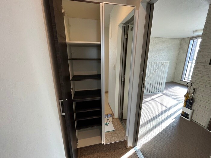 物件内観写真20　(靴箱)