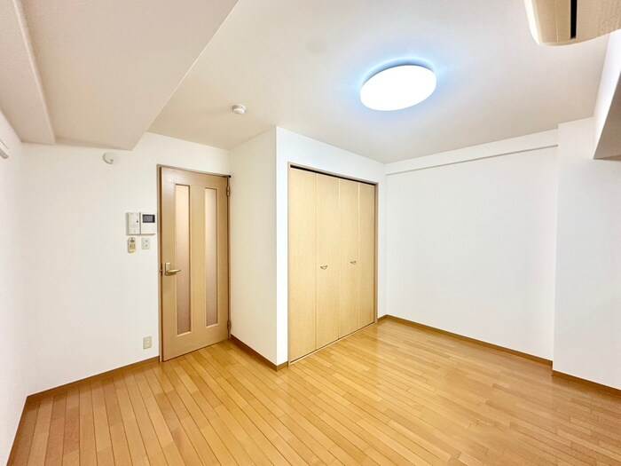 物件内観写真12　(居室)