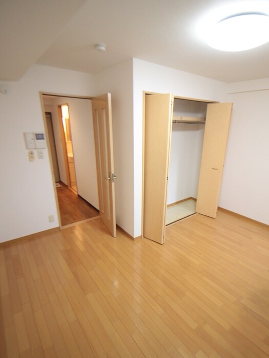 物件内観写真17　(居室)