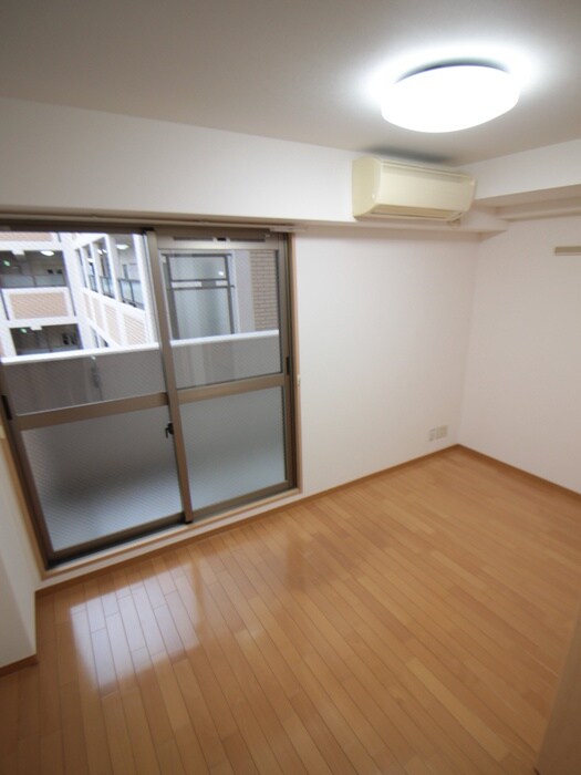 物件内観写真18　(居室)