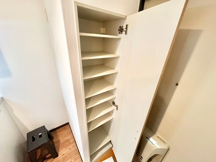 物件内観写真18　(靴箱)