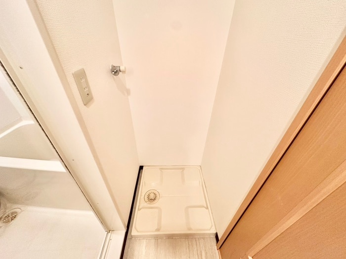 物件内観写真19　(洗濯機置場)