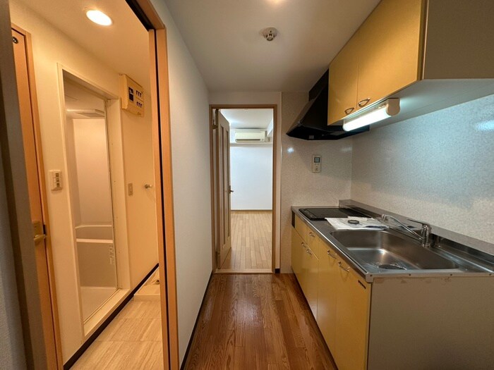 物件内観写真22　(廊下)