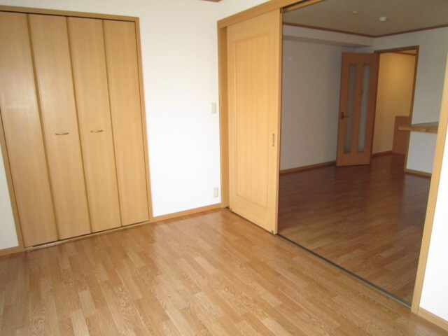 物件内観写真13　(居室)