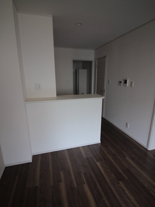 物件内観写真10　(内観写真)