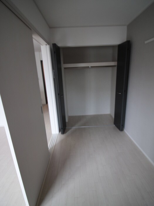 物件内観写真18　(収納)