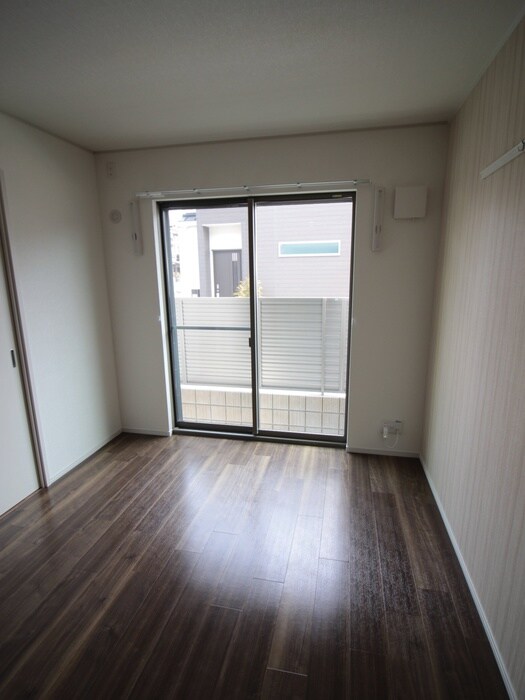 物件内観写真20　(室内からの展望)