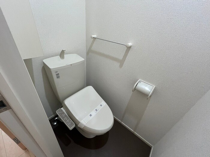 物件内観写真12　(トイレ)