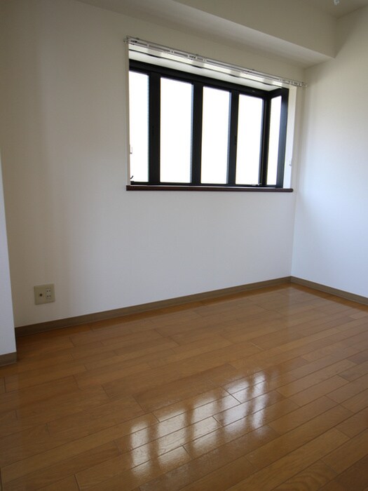 物件内観写真21　(居室)