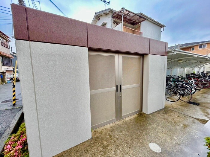 物件外観写真4　(建物設備)