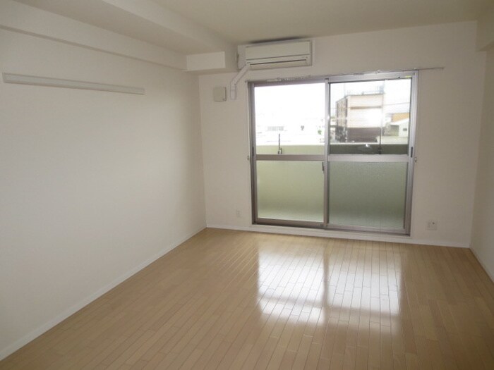 物件内観写真10　(内観写真)