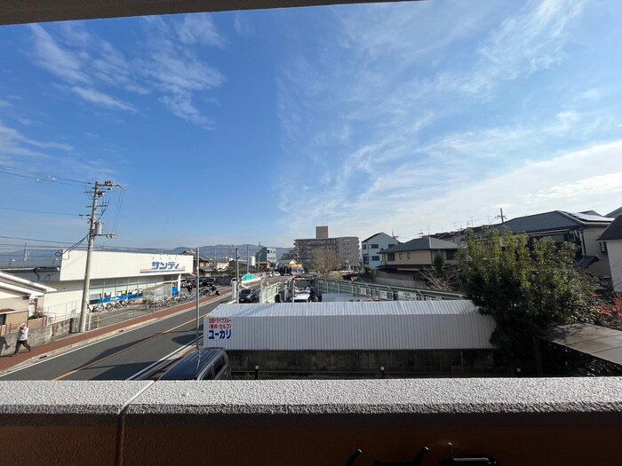 物件内観写真22　(室内からの展望)