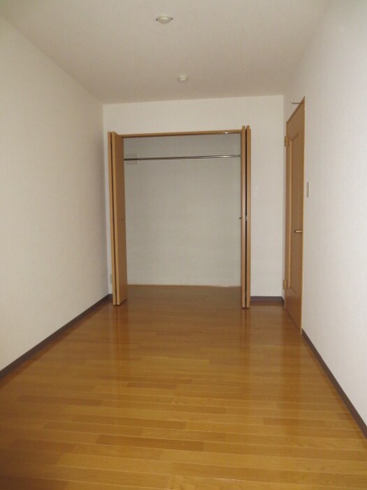 物件内観写真6　(居室)