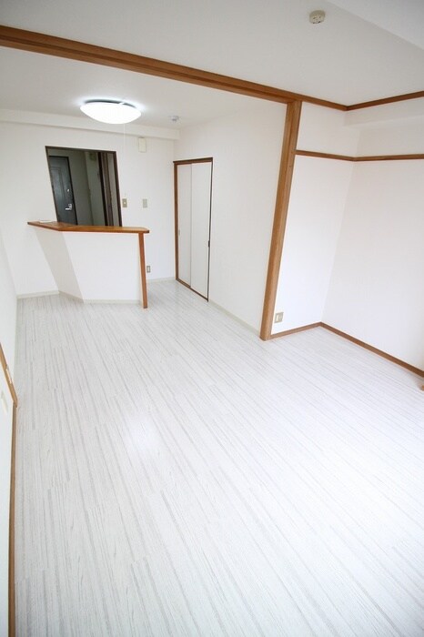 物件内観写真6　(居室)