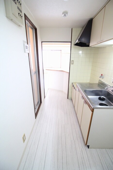 物件内観写真9　(廊下)