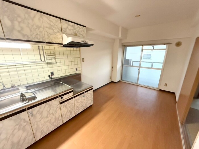 物件内観写真12　(居室)