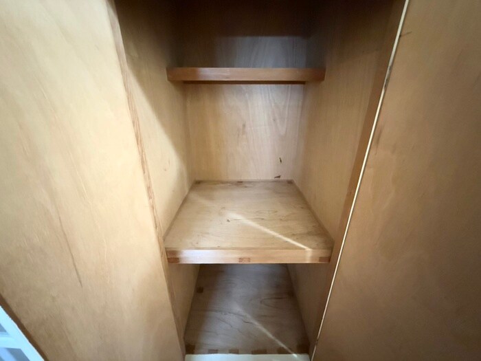 物件内観写真21　(収納)