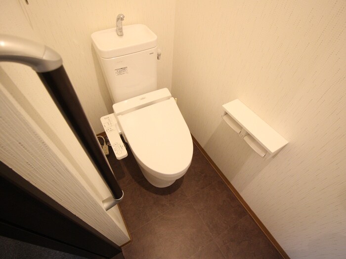 物件内観写真10　(トイレ)