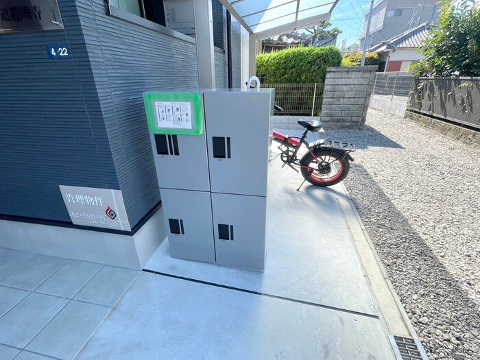 物件外観写真4　(建物設備)