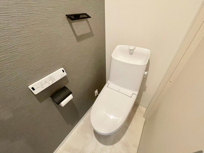 物件内観写真12　(トイレ)