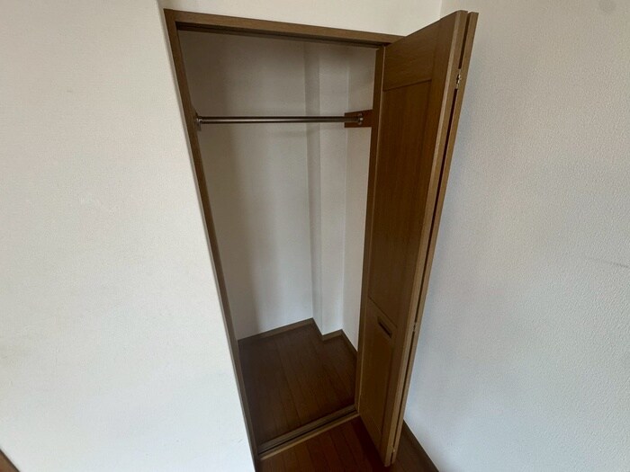 物件内観写真12　(収納)