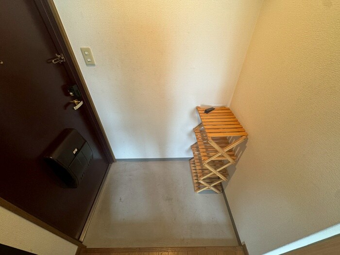物件内観写真14　(玄関)