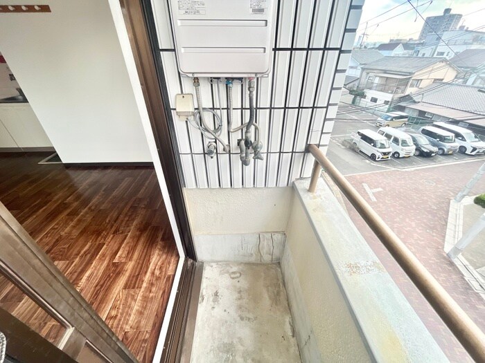 物件内観写真19　(洗濯機置場)