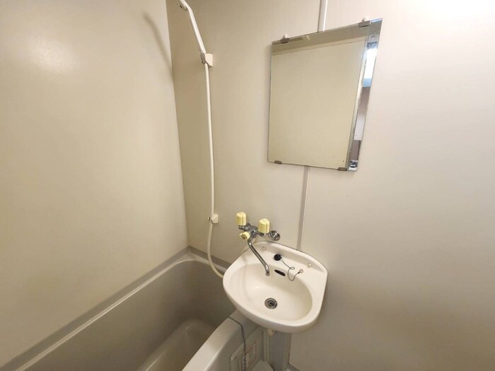 物件内観写真9　(洗面)