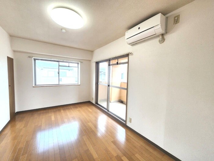 物件内観写真17　(居室)