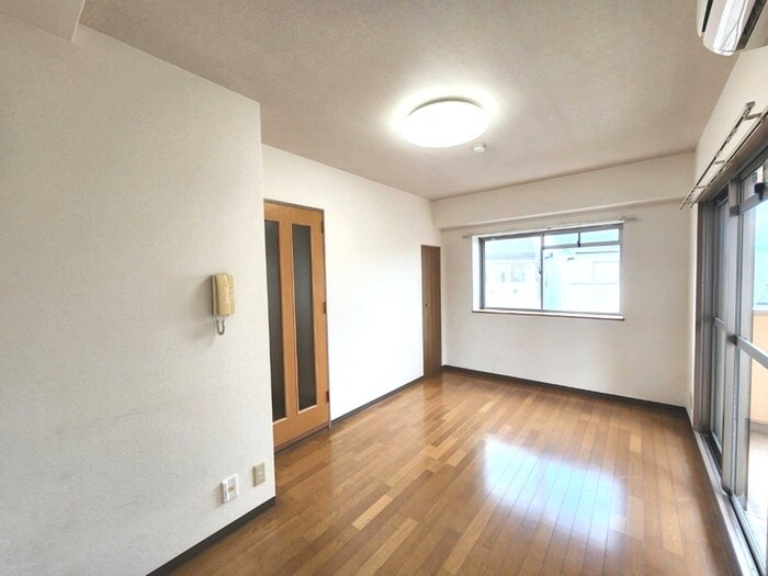 物件内観写真18　(居室)