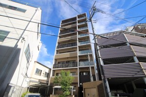 Pine Rich外観写真