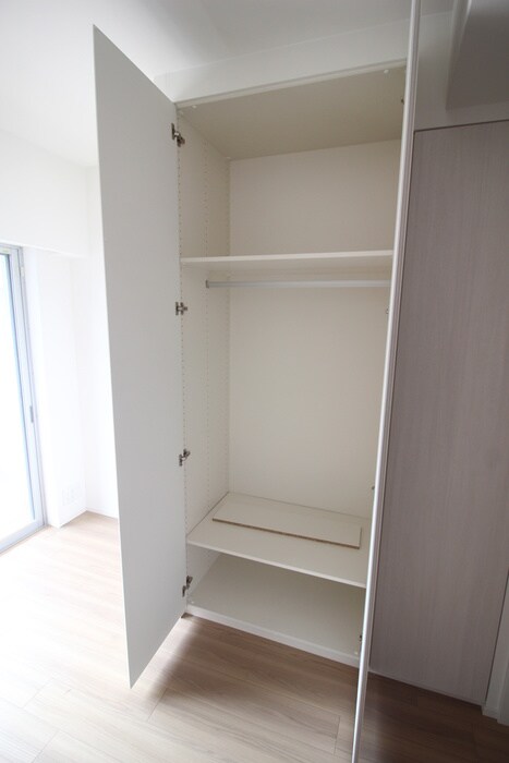 物件内観写真13　(収納)