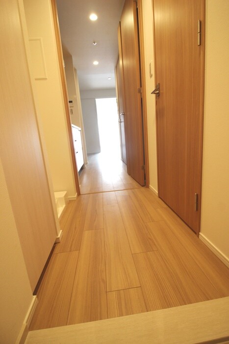 物件内観写真20　(廊下)