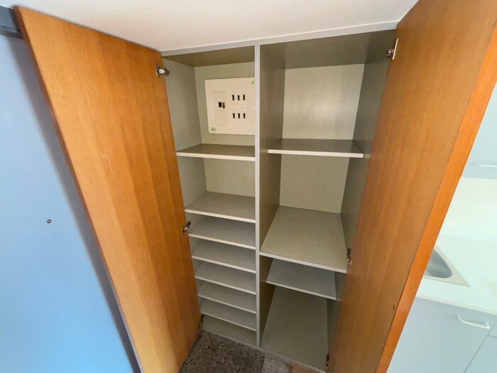 物件内観写真7　(靴箱)