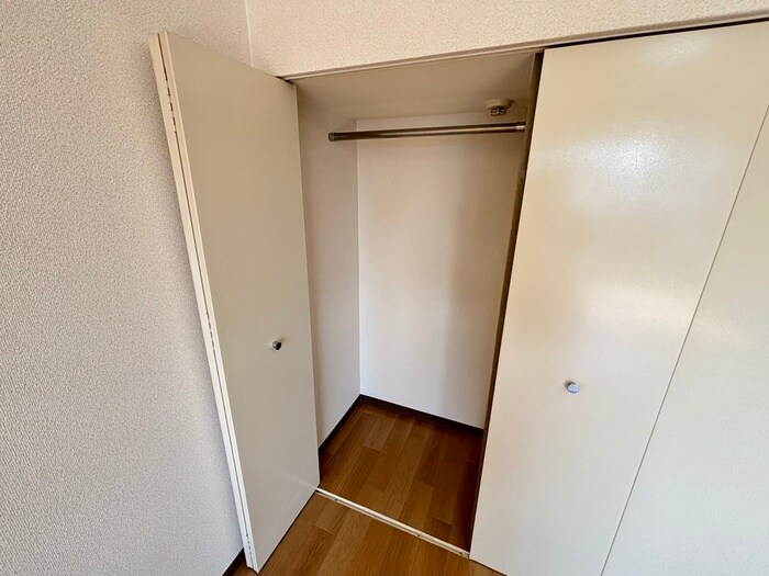 物件内観写真13　(収納)