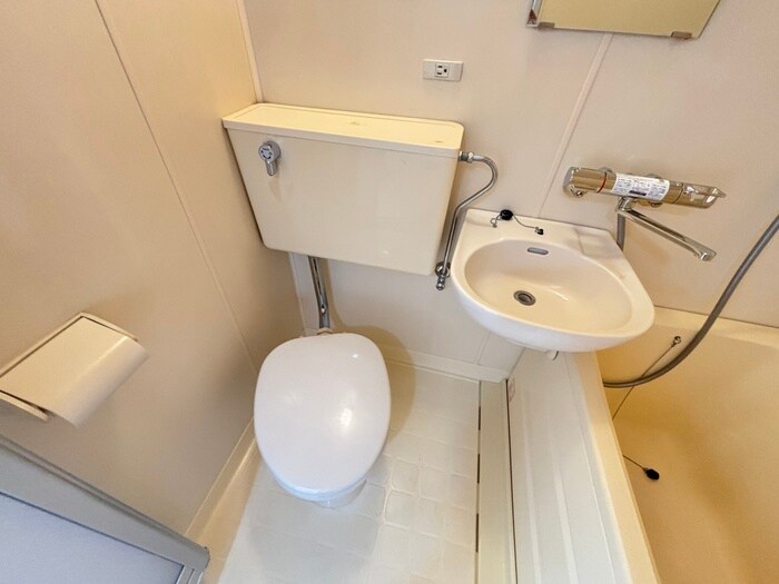 物件内観写真15　(トイレ)