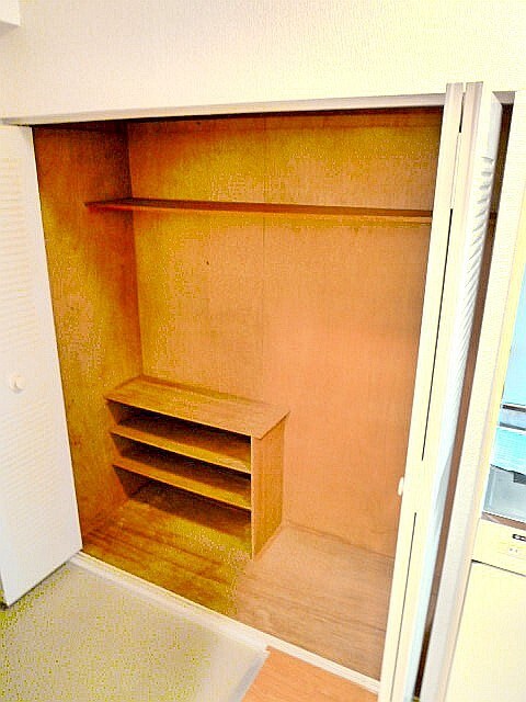 物件内観写真8　(収納)