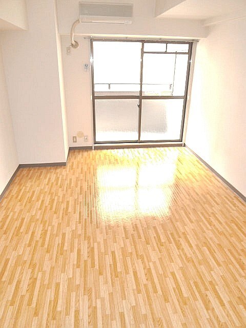 物件内観写真12　(居室)